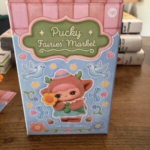 Pucky Fairies' Market Beekeeper